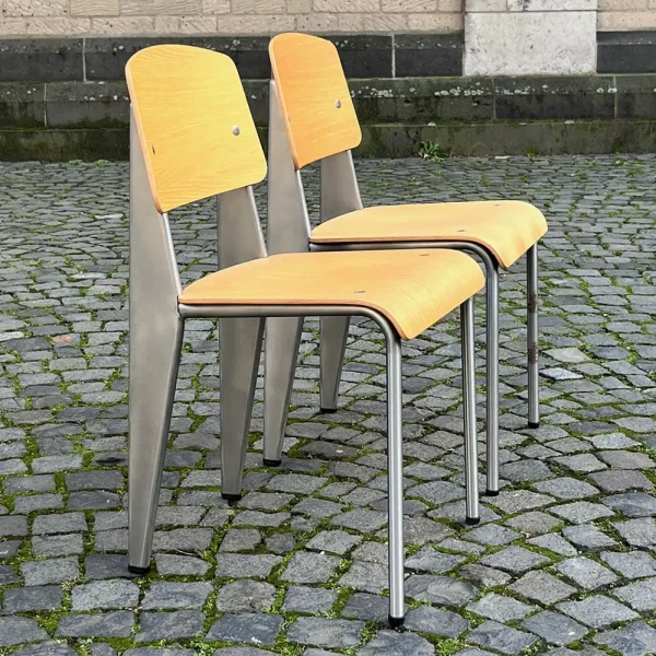 Standard Chair Brut Jean ProuvéVitra 