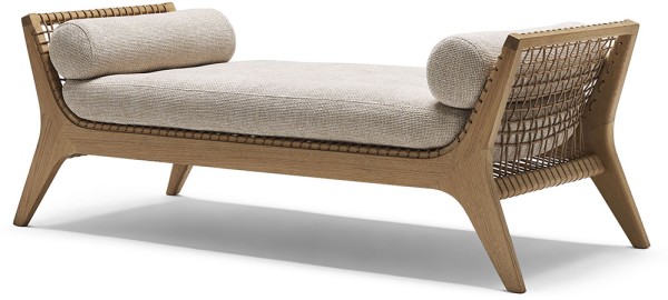 Knoll-klismos-sofa