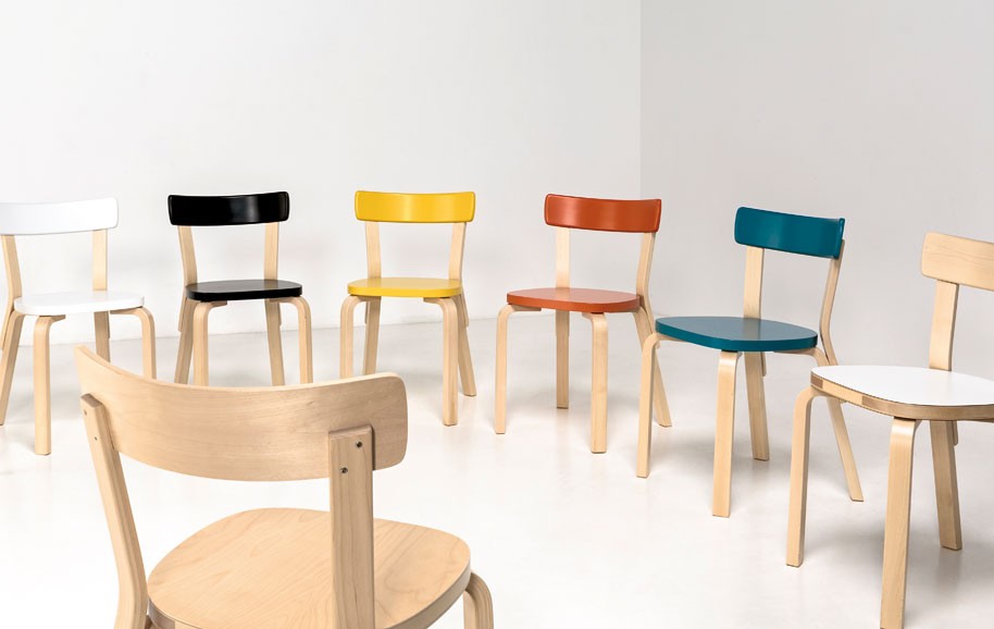 Artek_69_chairs_Paimio_edition_559ccec8ed19e7