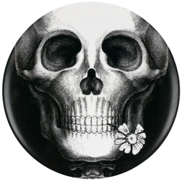 Fornasetti-wandteller-365-totenkopf