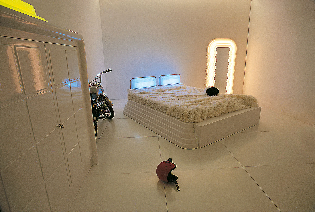 Sottsass-ultrafragola-spiegel