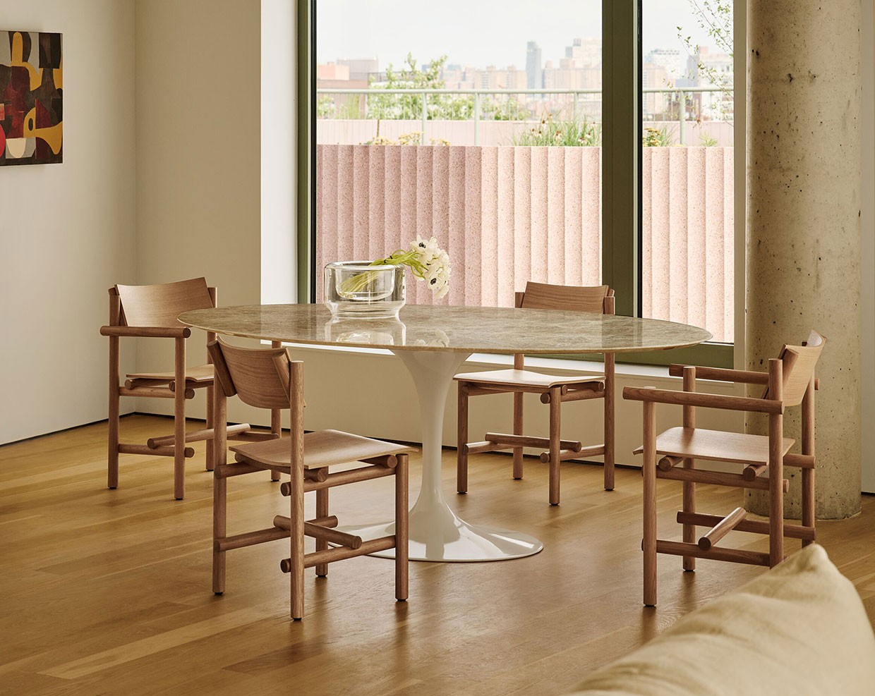 Knoll_Saarinen-New-Finishes_2_Light-Emperador