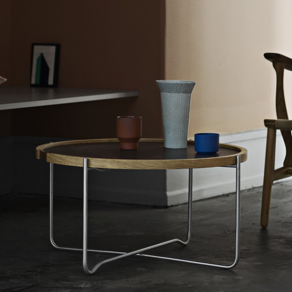 Wegner_CH417-Tray-Table_Oak-