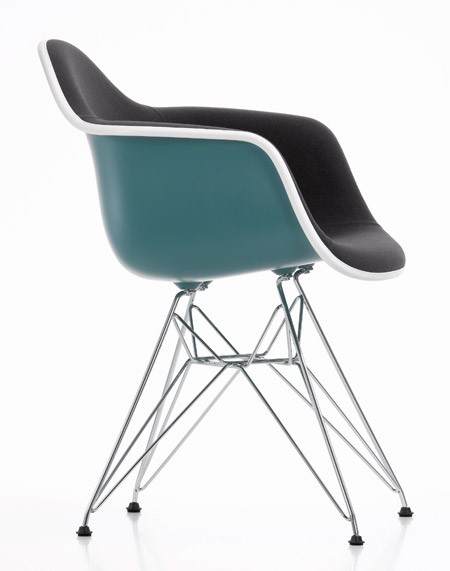Vitra-Eames Plastic-Arm-Chair-DAR-Vollpolsterung