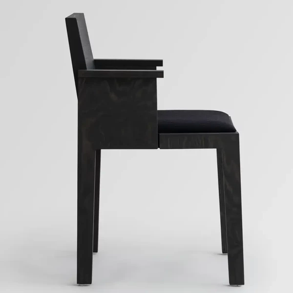 vaarni-016-Maasto-stuhl-Ronan-Bouroullec