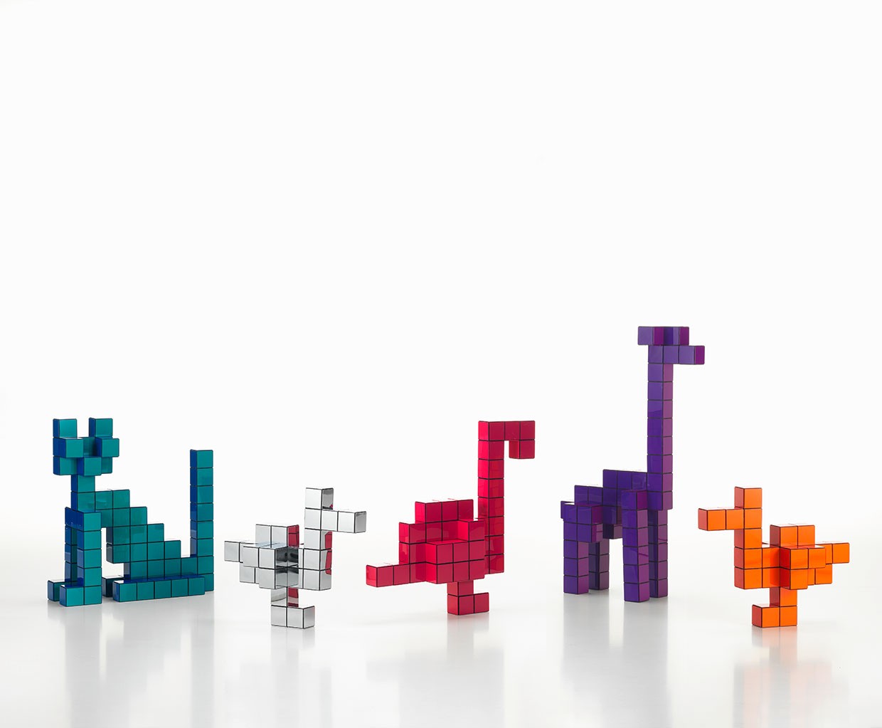 9816227_Panton-Cubes-Group_master