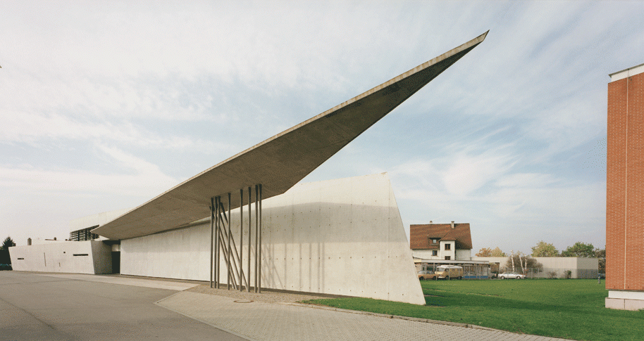 zahah-Hadid-Feuerwehrhaus-Vitra-Campus