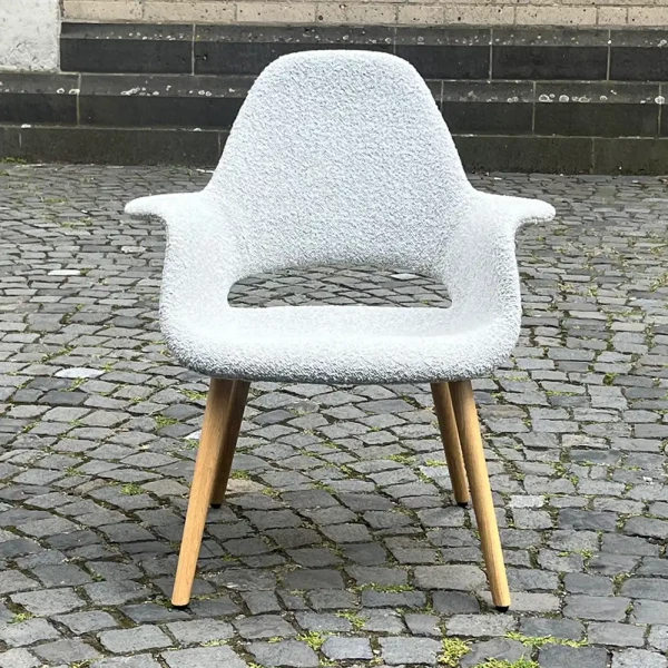 Vitra-eames-Organic-Chair-Bouclé