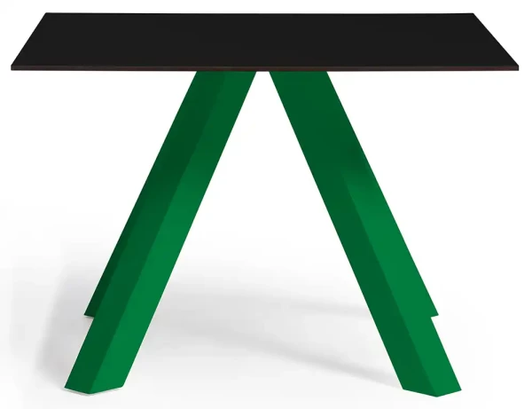 Ettore-Sottsass-crasy-Horse-Poltronova