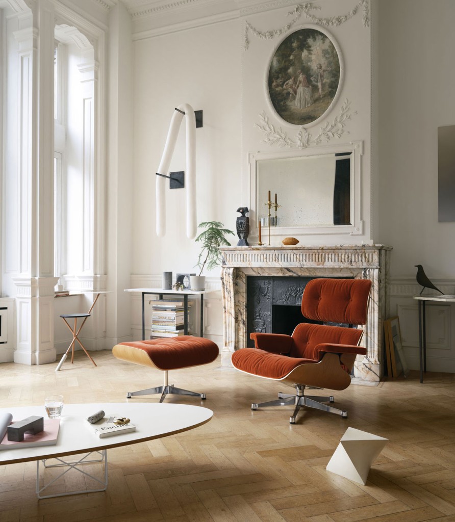 9504793_HSFW25-Living-Room-Eames-Lounge-Chair-Ottoman-Elliptical-Table_v_fullbleed_1440x