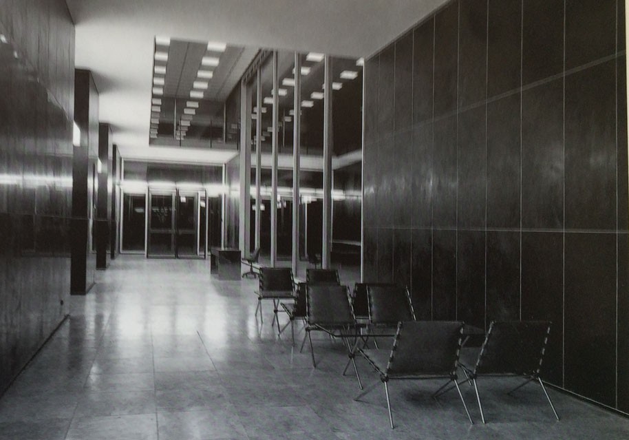 Kugelrohrsessel-schneider-esleben