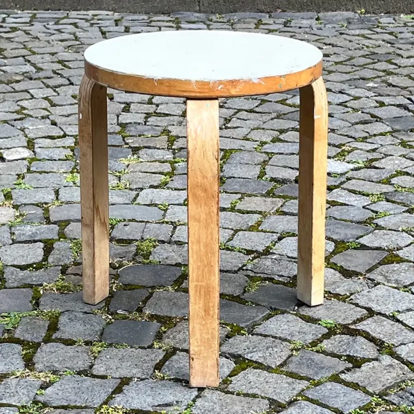 Alvar-Aalto-Hocker-O.y. Huonekalu-ja Rakennustyötehdas AB für Artek