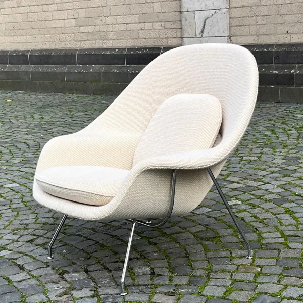 Knoll-Womb-Chair-Saarinen-Knoll-international 