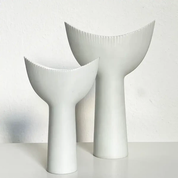 Tapio-Wirkkala-sharks-tooth-vasen