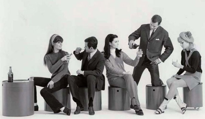 Verner-Panton-Its-party-time